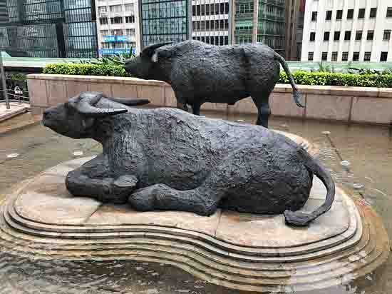 Hong Kong Stock Exchange wall street bull statue