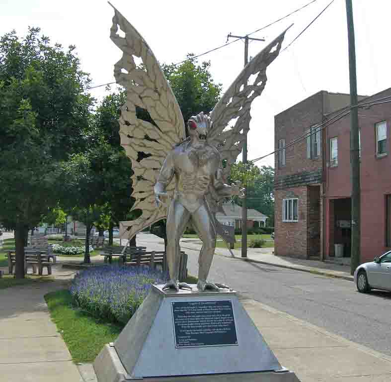 mothman statue in point pleasant